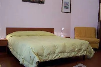Bed and breakfast Franz House 2*