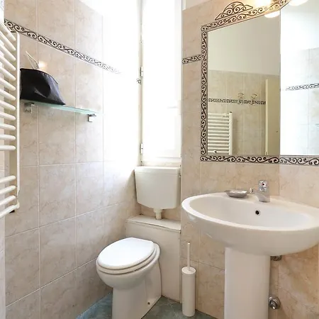 Bed & Breakfast Franz House 2*
